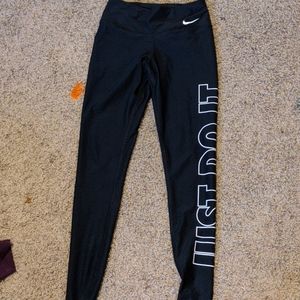 Nike leggings